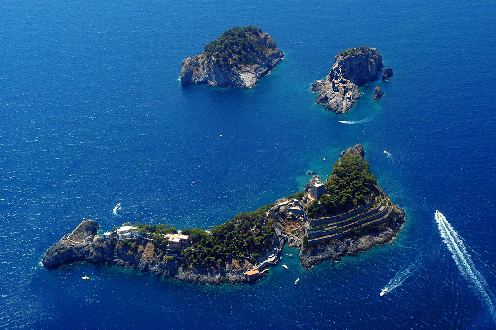 See Amalfi Coast On A Private Yacht - Li Galli Island